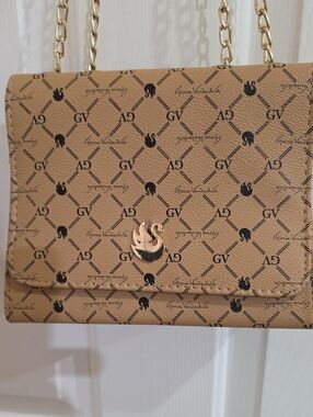 Gloria Vanderbilt Monogram Flap Tan Crossbody Or Shoulder Bag with Gold Chain